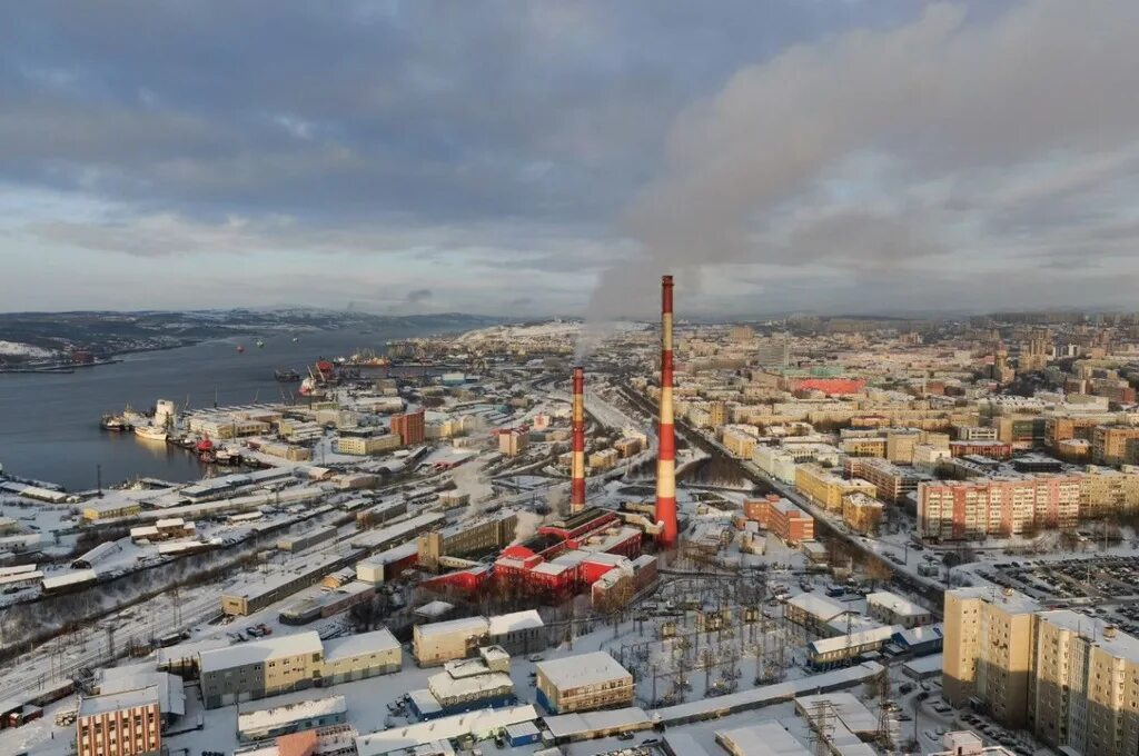 Североморск фото. Полярный город в мурманской области. Вакансии мурманск мурманская область. Посёлок гаджиево мурманская область. Новатэк мурманск белокаменка стройка.