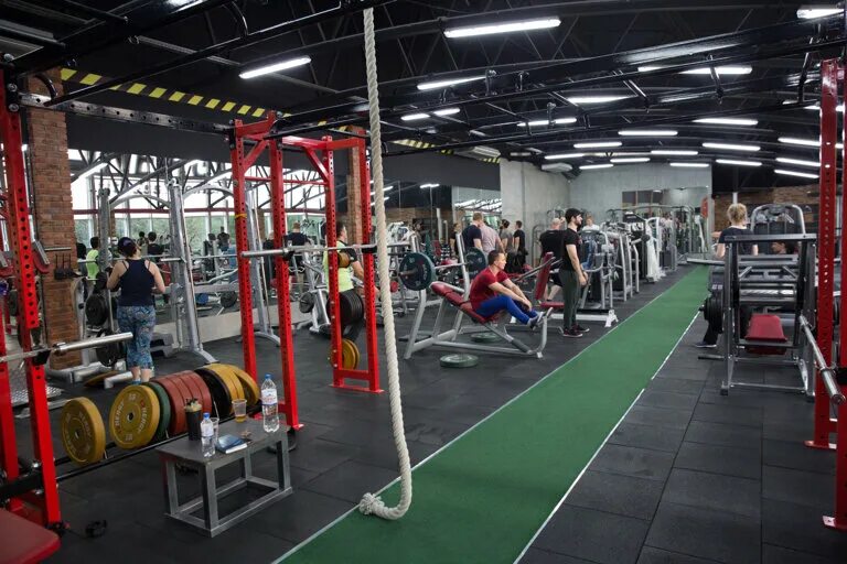 Энергия армавир спортзал. Спортзал мытищи грин фит. Мичурина 2 армавир. Тренажерный зал армавир. Тренажерный зал армавир.