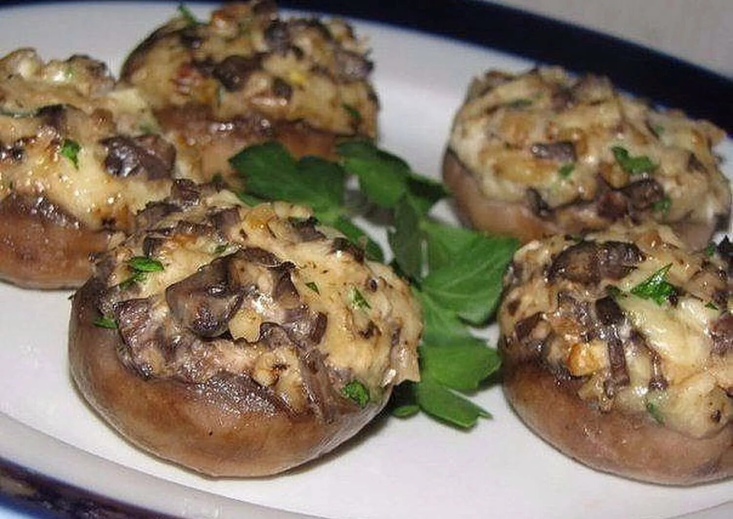 Блюдо из шампиньонов быстро и вкусно