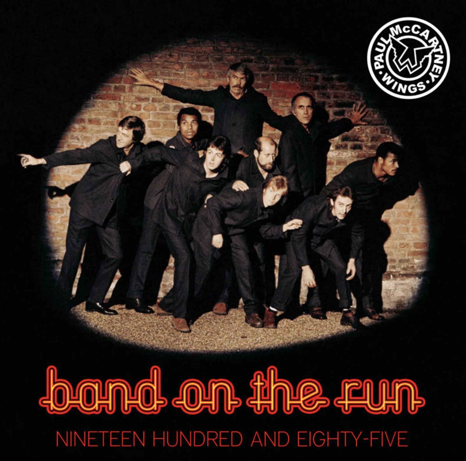 Band on the run. Paul mccartney band on the run 1973. группа paul mccartney and wings band on the run. 1973 - paul mccartney - band on the run cd. wings band on the run 1973.
