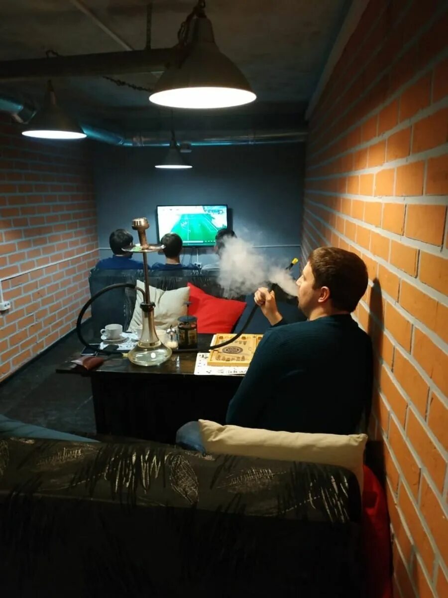 Фабрика кальянная. Lounge bar омск. Бруклин тверь кальянная. Кальянная на поселковой омск. Леденцы кальянная омск.
