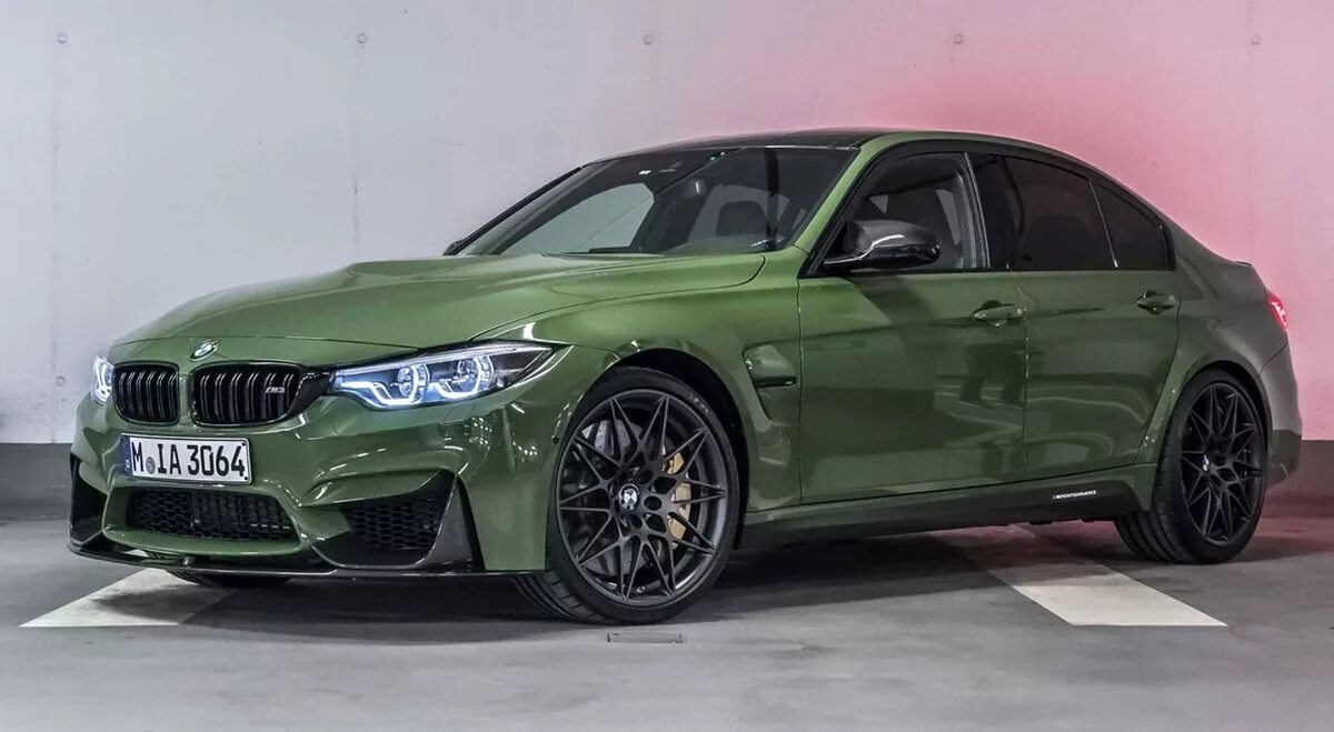 Бмв хаки. BMW m5 Urban Green. BMW m4 2022 зеленая. БМВ м4 ф82 зеленая. BMW 3 g20 Green.