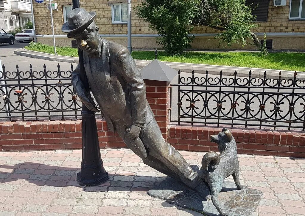 Памятник пьянице в красноярске. Великий вася фото. Наклейки армия. Дядя вася 2023. Памятник пьянице в красноярске.