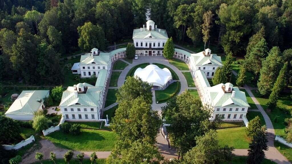 Мцыри санаторий московская. Солнечногорск усадьба Середниково. Середниково усадьба Лермонтова в Подмосковье. Усадьба Середниково Столыпин. Поместье Лермонтова Середниково.