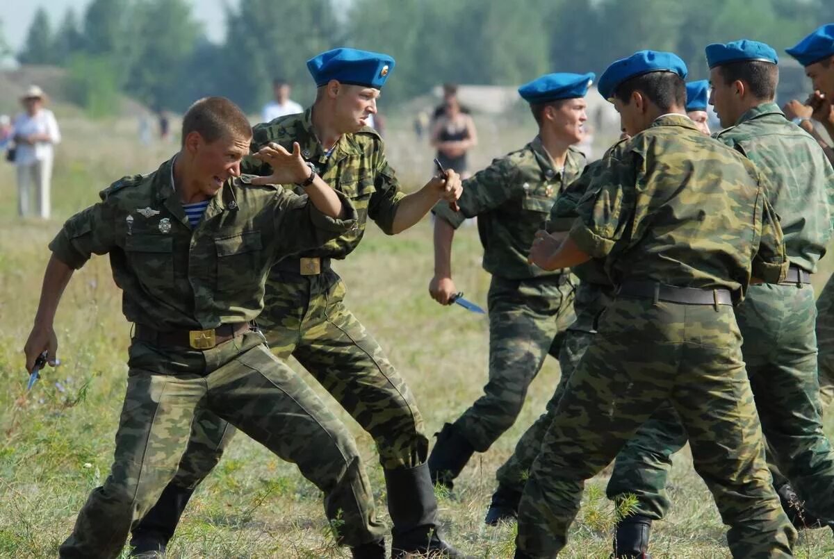 Военные тренинги. Спецназ России. Армия России спецназ. Специальные войска. Российский спецназ.