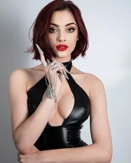 Slideshow lady perse.