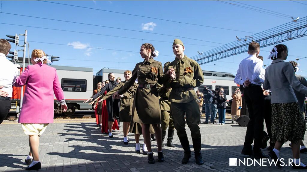 Поезд победы в нижнем тагиле. Эшелон екатеринбург. Эшелон 4622а. 14 мая поезд победы в екб. Эшелон победы нижний тагил.