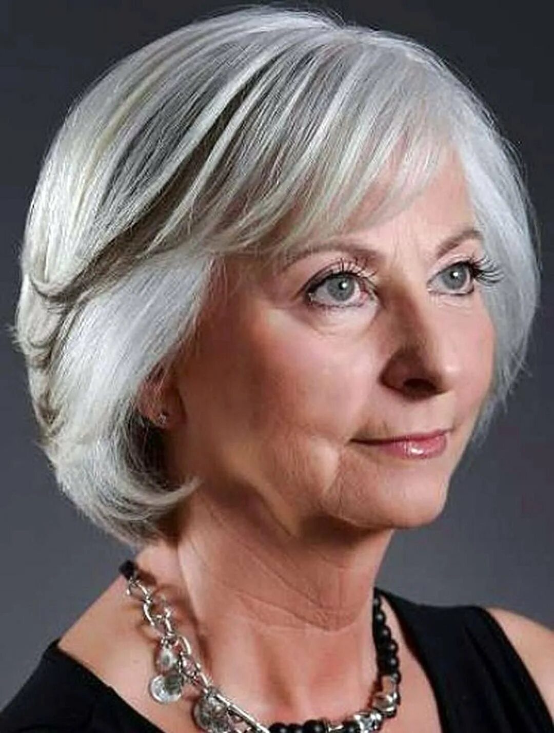 19 коротких стрижек для женщин после 50 Short bob hairstyles, Short hair cuts fo