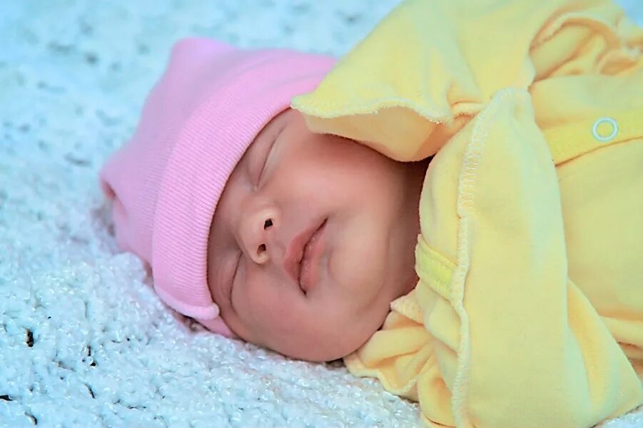 малыши новорожденные. младенец девочка. новорожденный малыш девочка. новорожденный малыш девочка. фотосессия новорожденной.