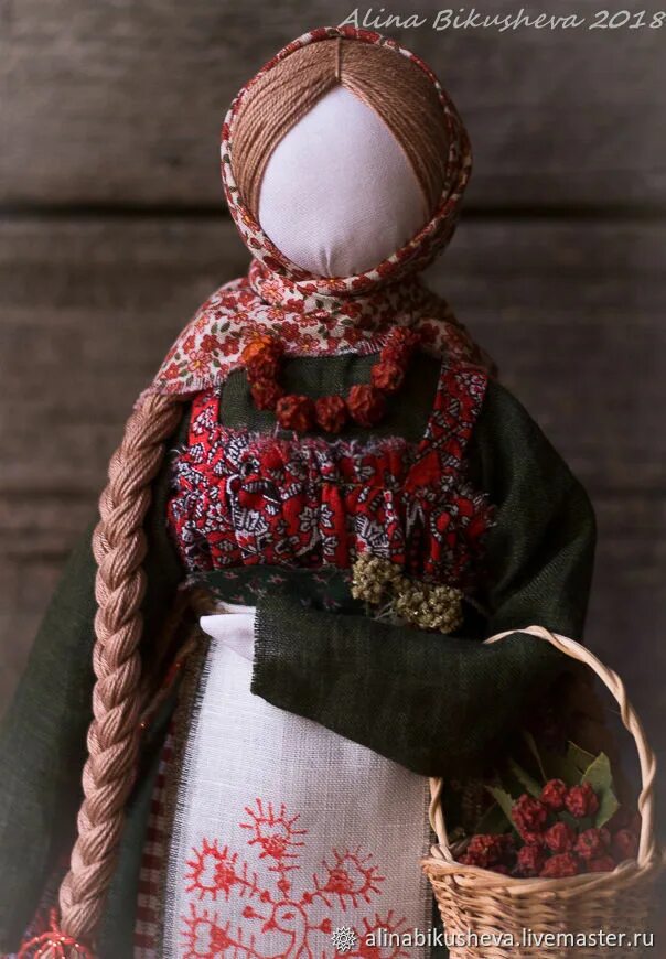 Кукла рябинка значение. Обережная кукла рябинка. кукла берегиня рябинка. народная кукла берегиня рода. обереговая славянская кукла рябинка.