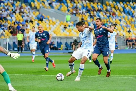 Чемпионат украины первая лига