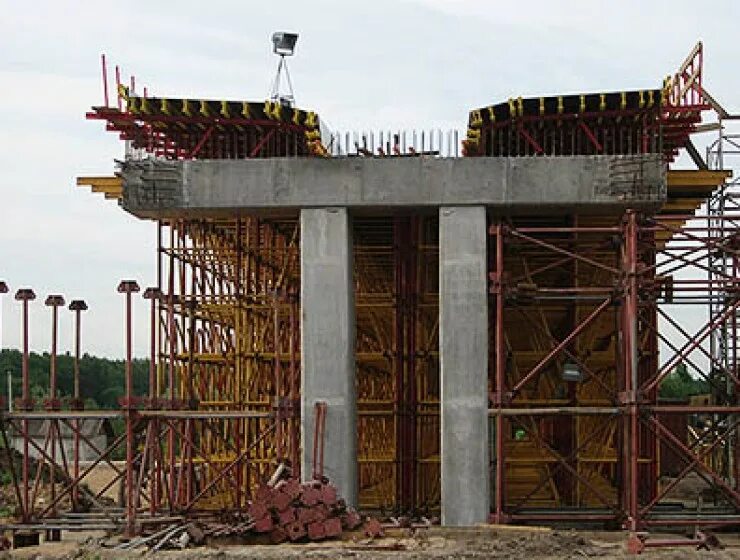 Опалубка стоек мостовых опор круглая 1700 мм. Мостовая опалубка пролетного временные опоры. Монолитный мост опалубка. Опалубка перри балочно-ригельная. Опалубка балочно ригельная пск.