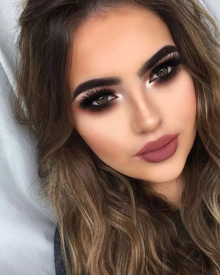 Want to know more about eye makeup tips and tricks #eyemakeupgoals Wedding eye m