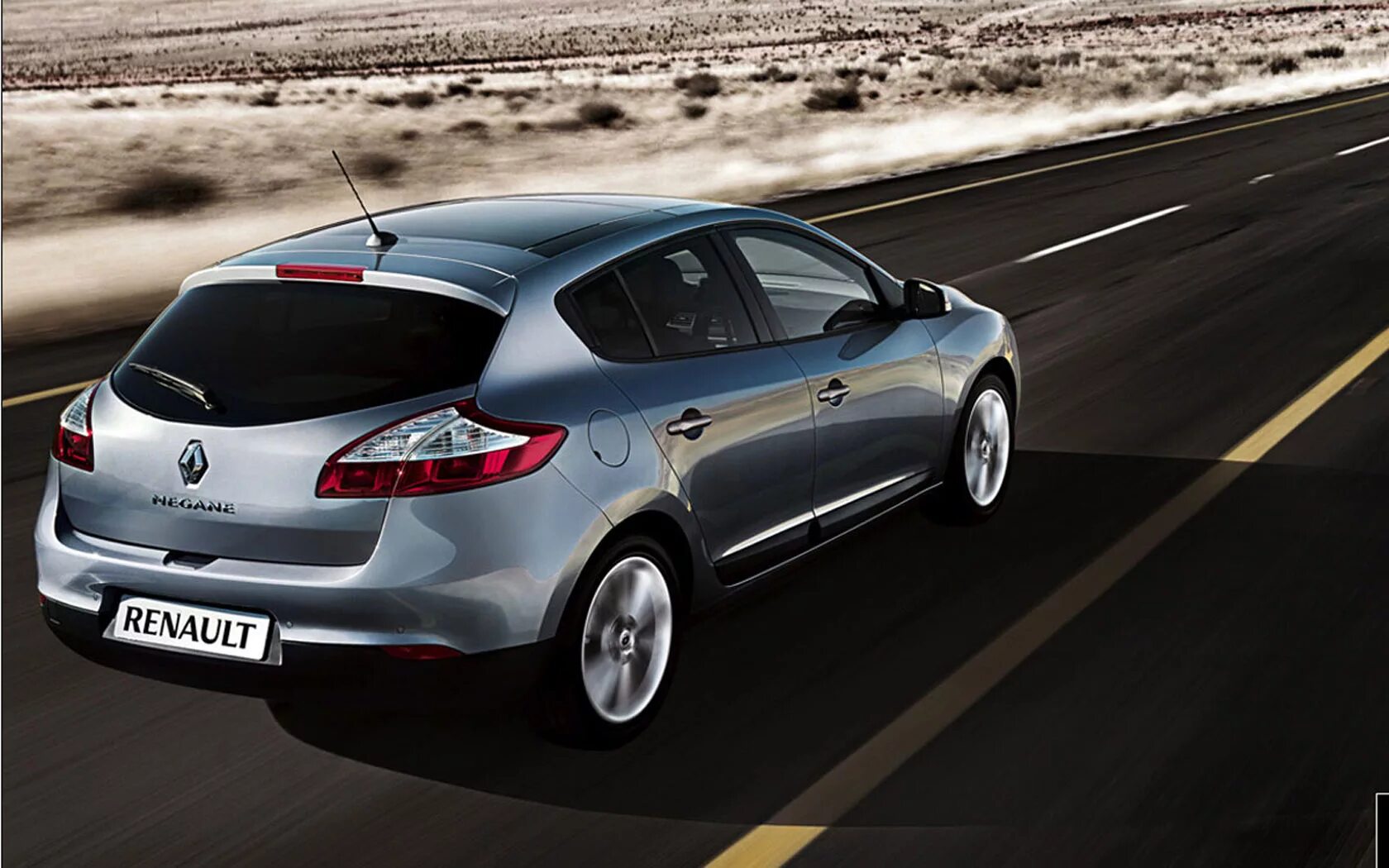 Рено меган год. Renault megane 3. renault megane 3 хэтчбек. renault megane 3 2010. рено меган 5.