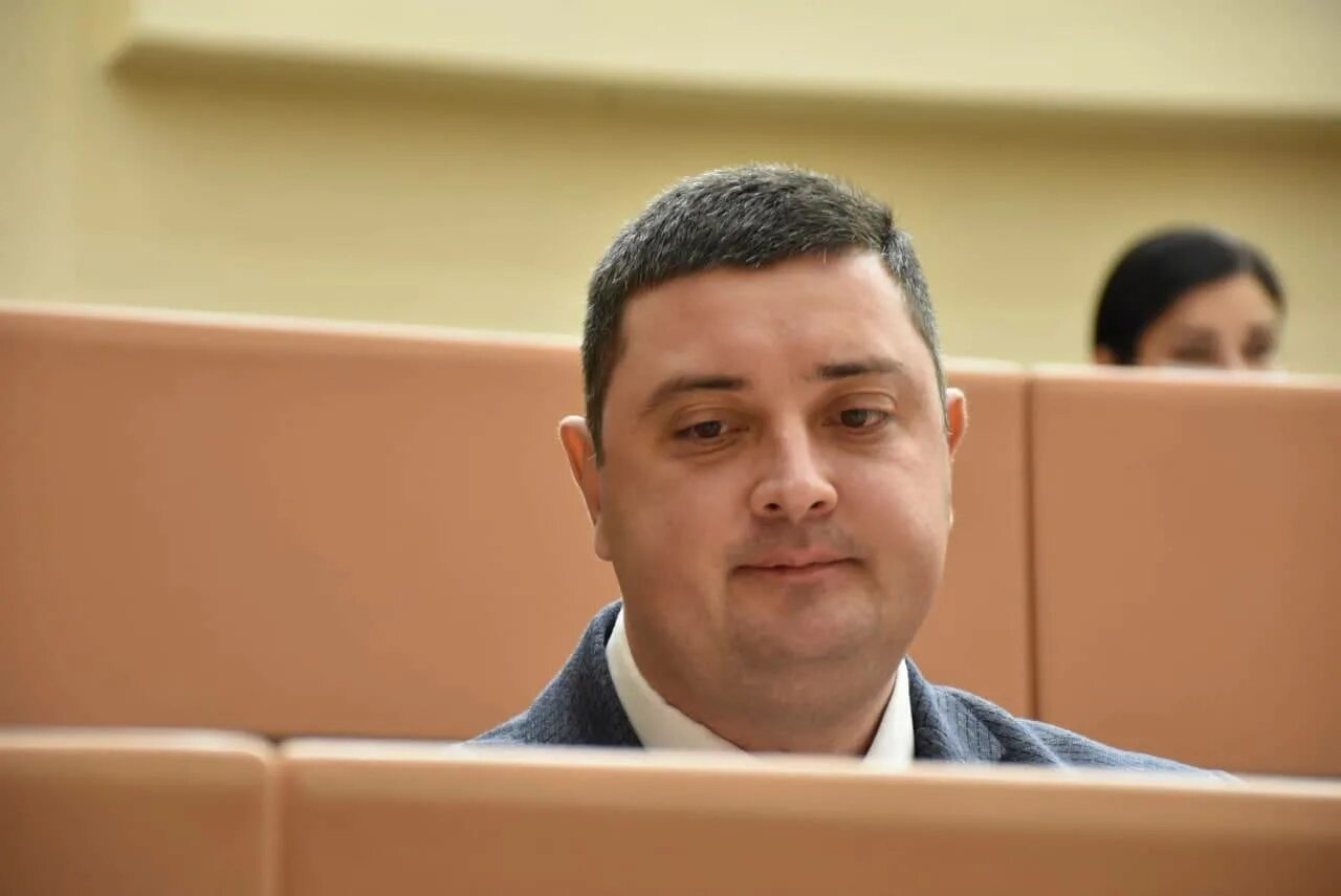 Депутаты регионального уровня. Депутаты саратовской областной думы. депутат саратовской области ковалев. молодые депутат саратовской областной думы. депутат областной думы саратовской областной фото.