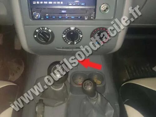 Провод к линия обд 2 ваз 2112. Разъем obd уаз патриот. Разъем обд 2 уаз. Разъем обд 2 уаз патриот 2013г. Разъем обд 2 уаз патриот 2013г.