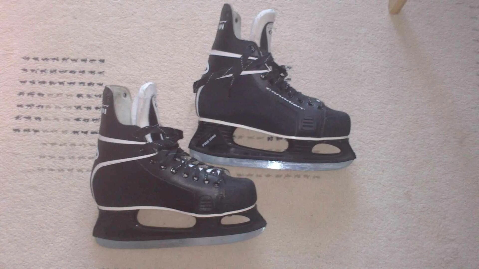 Коньки хоккейные virtey detroit pw-206bh р. Коньки black aqua hs-208. Коньки 45 44 размер. Коньки nordway chicago мужские. Коньки 43 р.