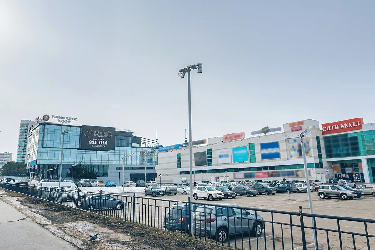 В кубе челны. Куб набережные челны. куб в набережных челнах. тц куб челны. кафе куб набережные челны.