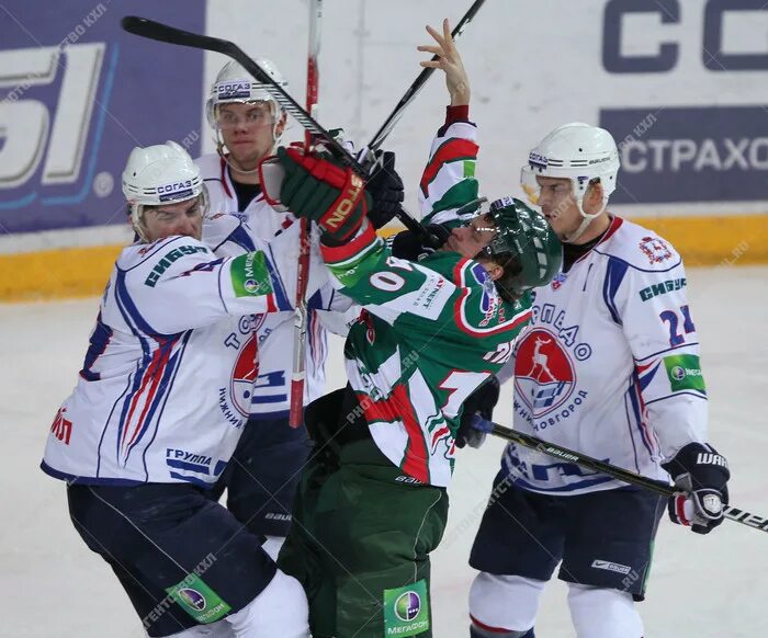 02. Концерты slade в москве в лужниках плакаты. 3 февраля 2011. Сборник дуэты русского шансона. 2011.