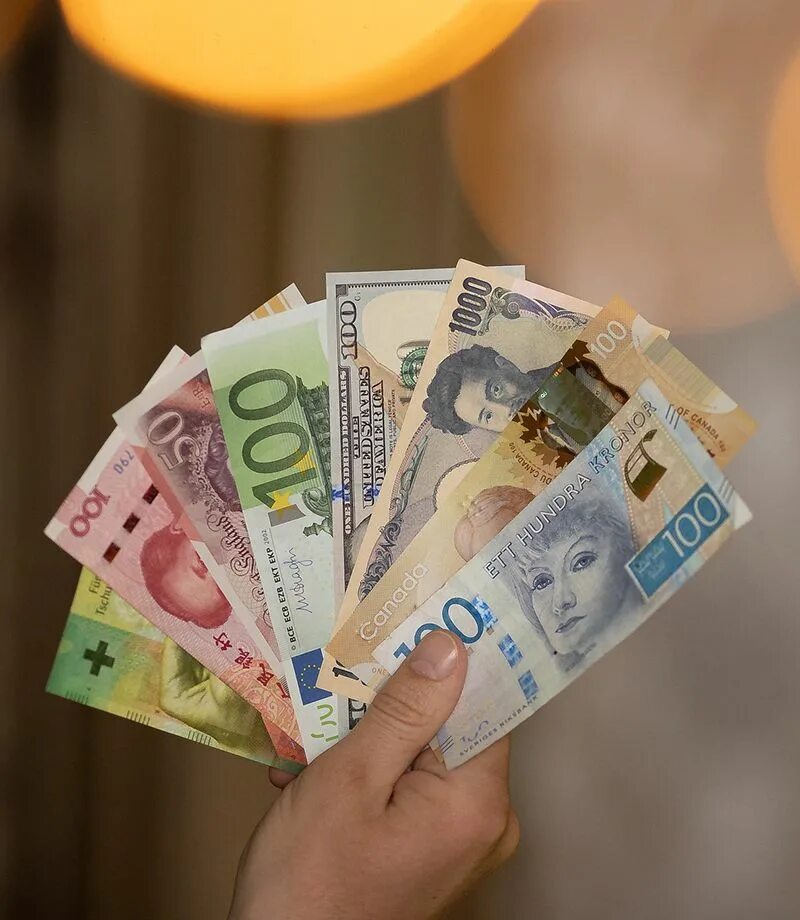 Продажа валюты. Сто долларов африук отзывы покупателей. Беларус доллар. Белорусский рубль к доллару. Деньги валюта.