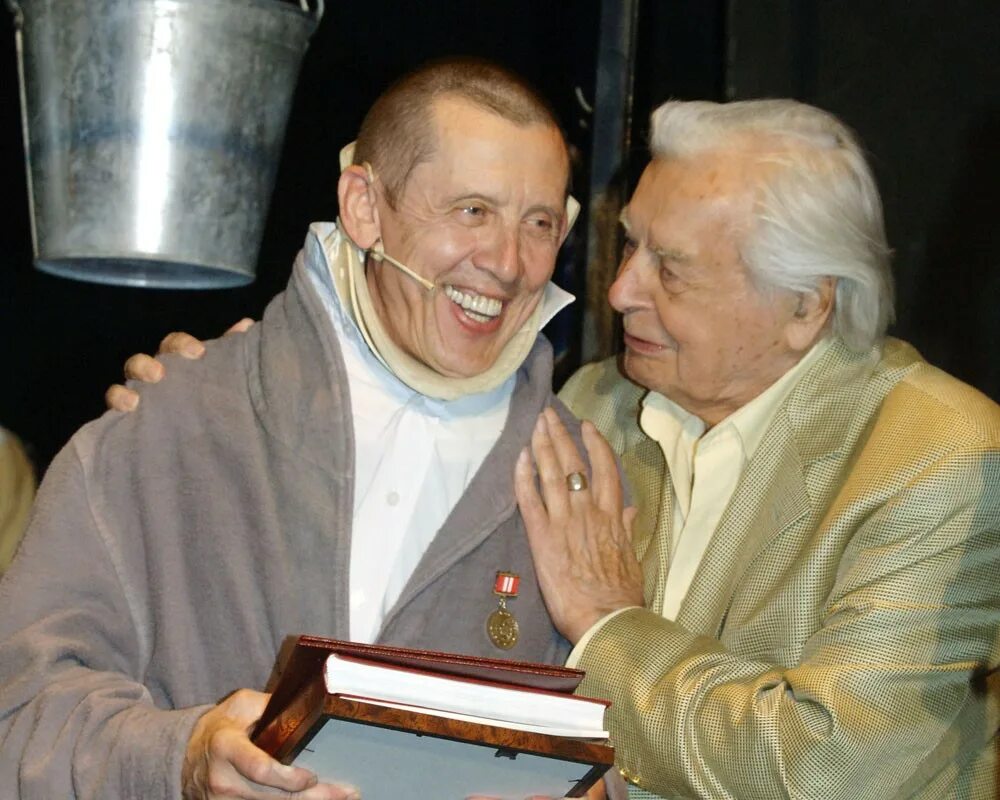 Директор театра на таганке ирина апексимова. Губенко театр. Золотухин валерий худрук театра на таганке. Юрий любимов. Руководители театра таганки.