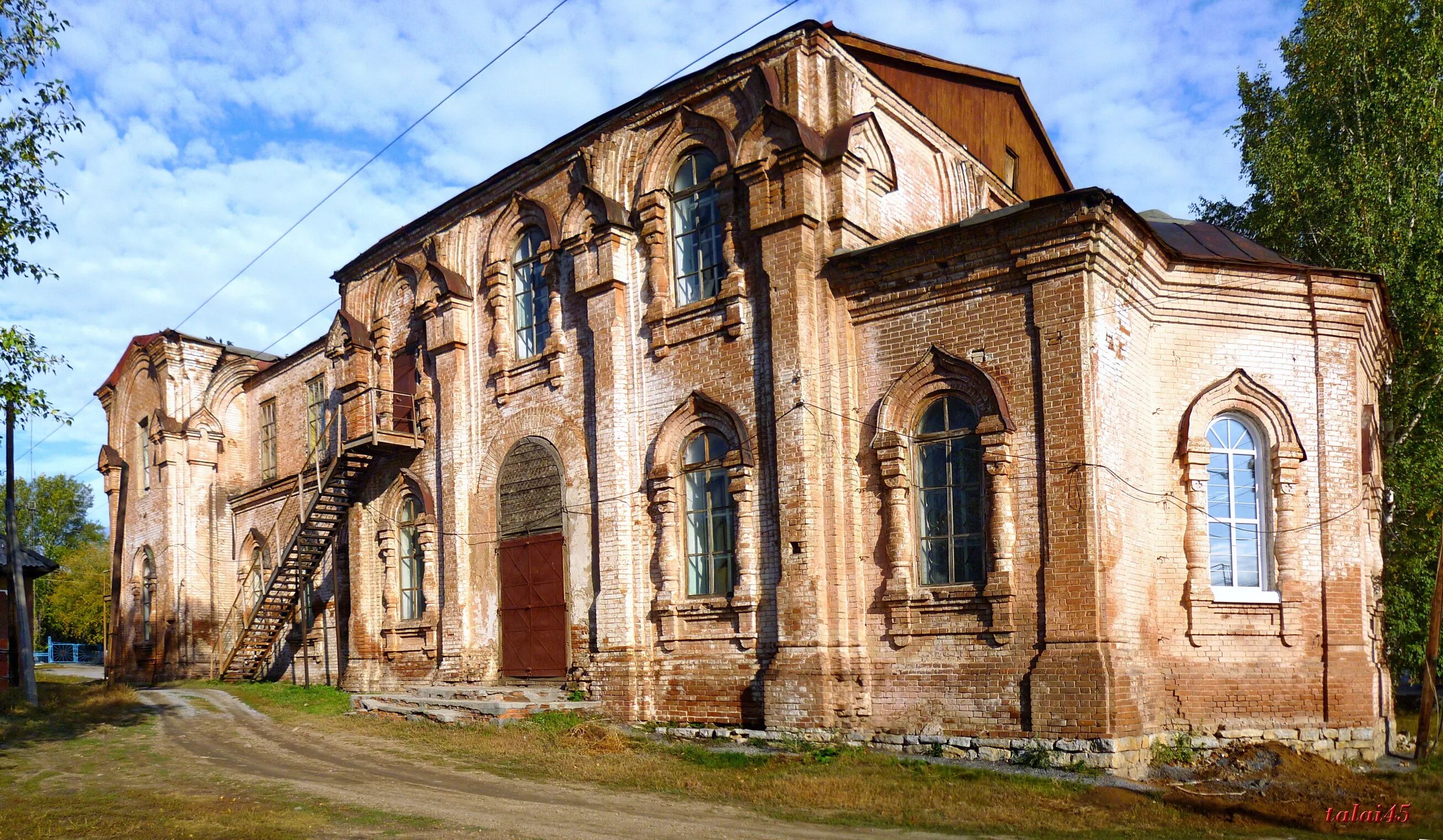 Село Курья Алтайский край. Курьинский район Церковь. Курья (Курьинский район). Курья храм Алтайский край. Курья сегодня