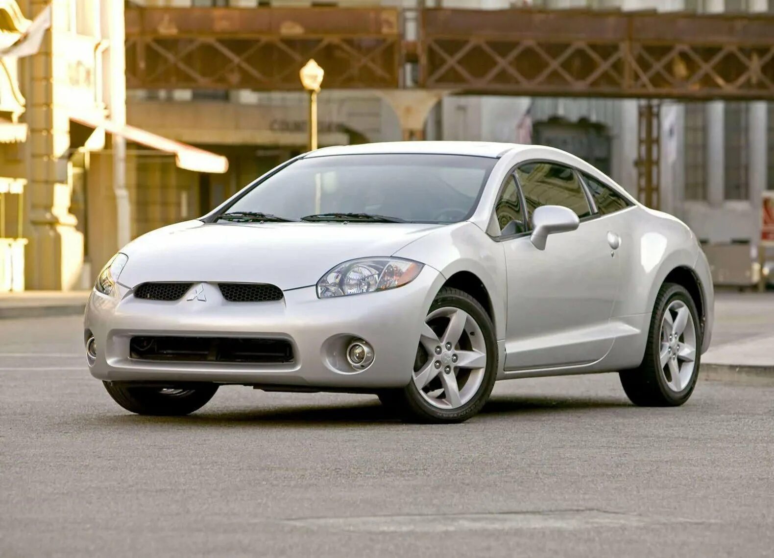 Mitsubishi ec. Mitsubishi Eclipse 2006. Mitsubishi Eclipse 2005. Mitsubishi Eclipse 4g купе. Мицубиси Эклипс 4.