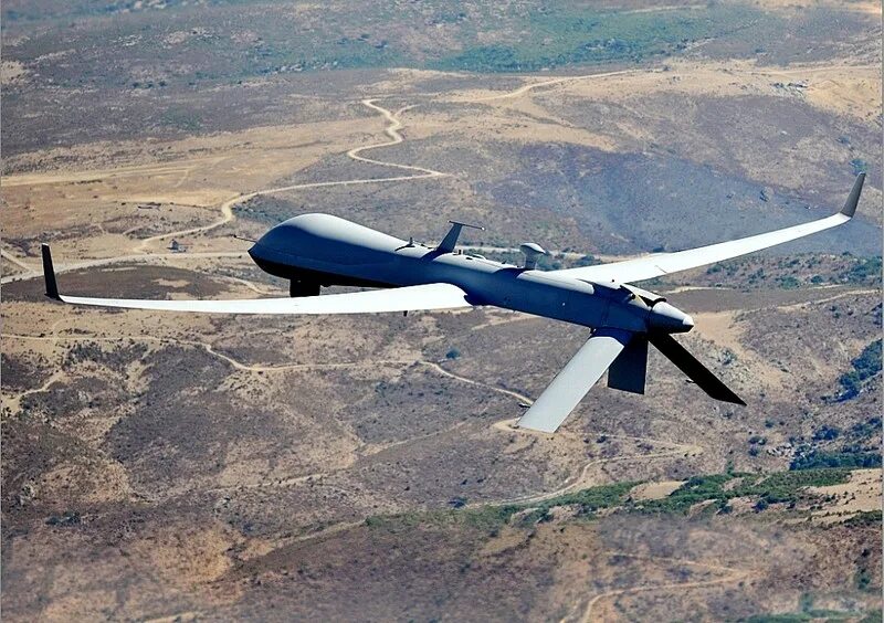 Полет беспилотника звук. БПЛА Dominator XP.. General Atomics Predator США. БПЛА Индии ударные. БПЛА предатор.