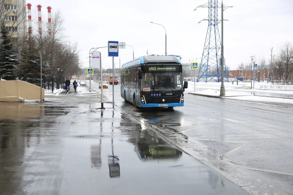 544 автобус маршрут. Автобус 544 Москва. Маршрутный автобус. 511 Автобус. Дороги в центре Москвы.