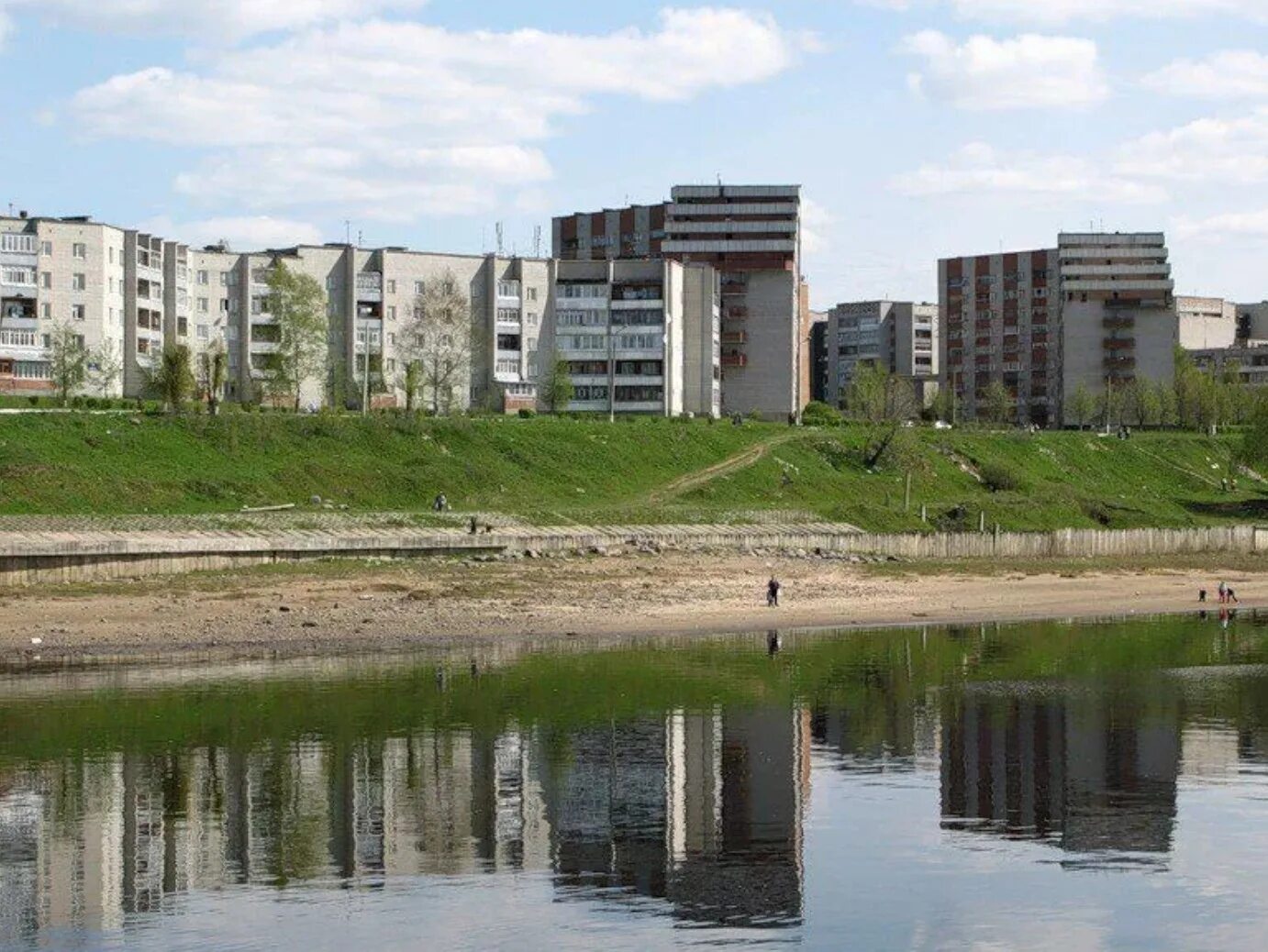 Поселок Волжский Рыбинск. Микрорайон Волжский Рыбинск. Рыбинск набережная поселок Волжский. Мехзавод Рыбинск.