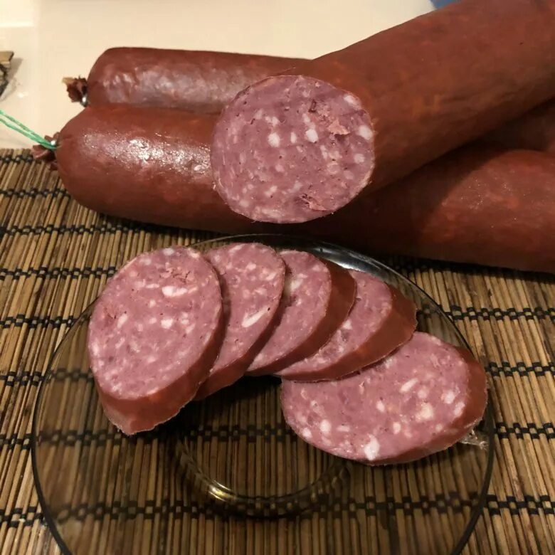 дом-колбаса ул бабушкина 61. колбаса сырокопченая деревенская. дом колбаса. дом колбаса в санкт-петербурге бабушкина 61. приготовление домашней колбасы.