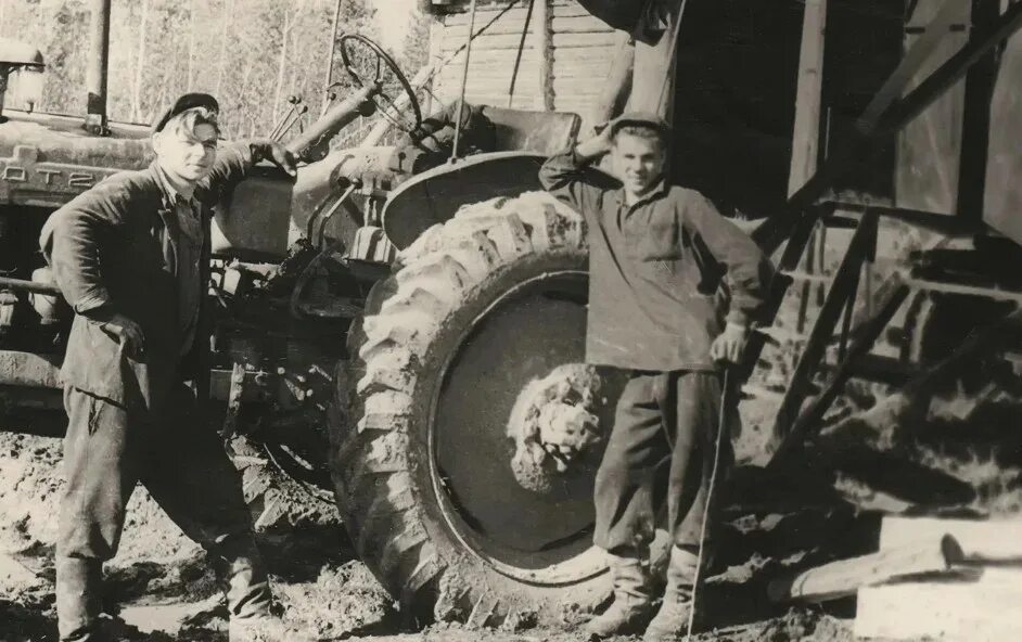 Колхоз передача. Колхоз имени ленина 1959. колхозники сельхозартели «новый путь». колхоз имени калинина в1950г. колхоз 1948.