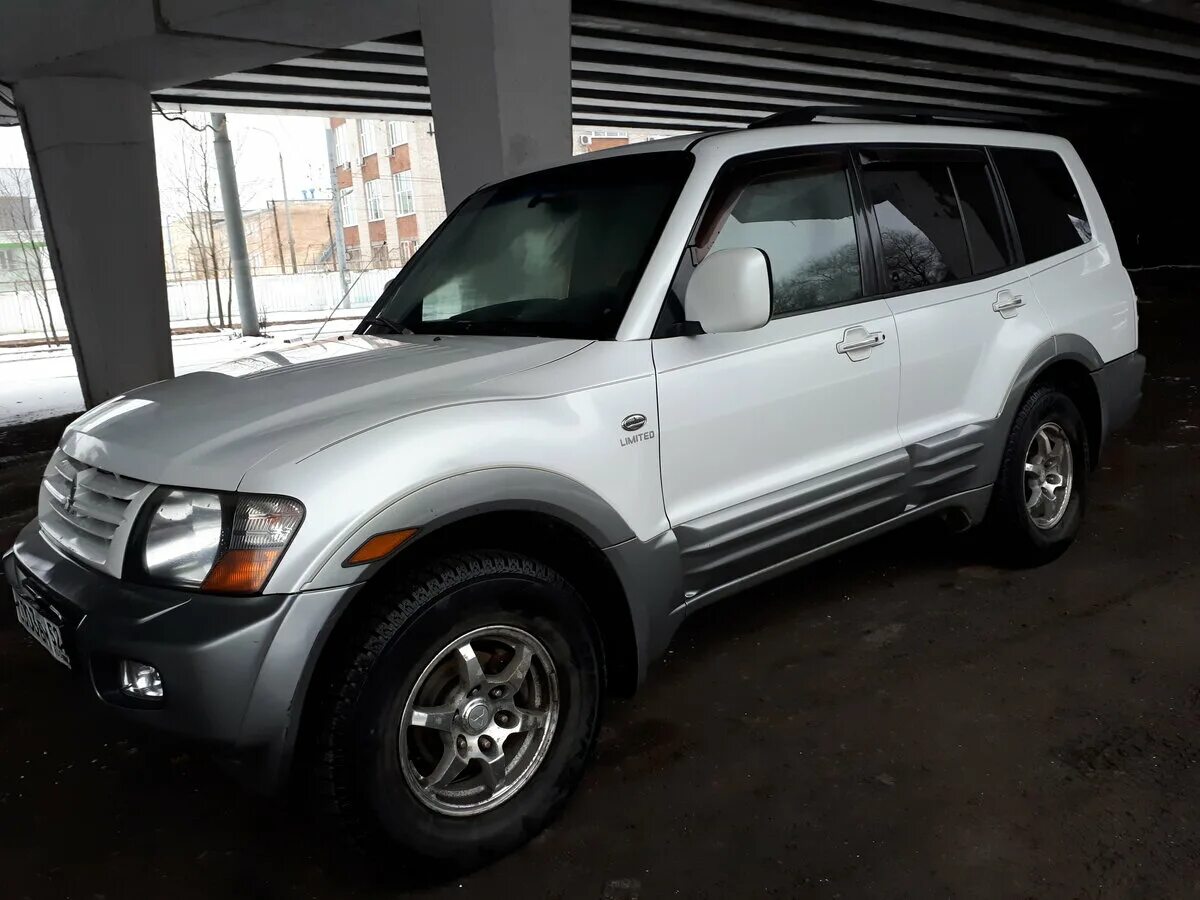 Митсубиси монтеро спорт 2002 года. 2002 mitsubishi montero 3. Mitsubishi montero 2002. 5 at. Mitsubishi montero 2002 год.