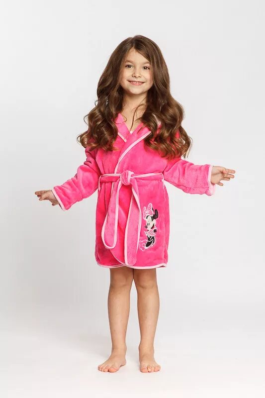 Ребенок в халате. Детский халатик на молнии. Халат детский махровый с капюшоном. Халат детский девочка. Халат детский девочка.