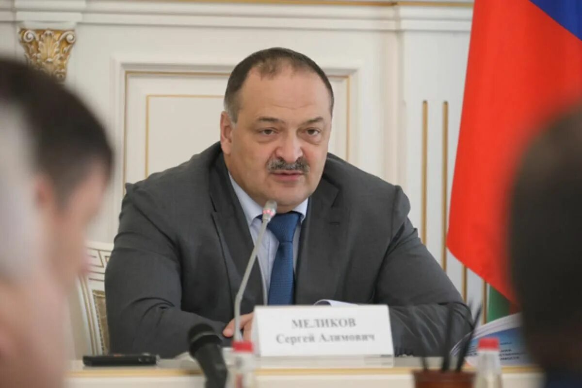 Глава республики дагестан. Глава дагестанской. Глава республики дагестан. Глава дагестанской. Меликов.