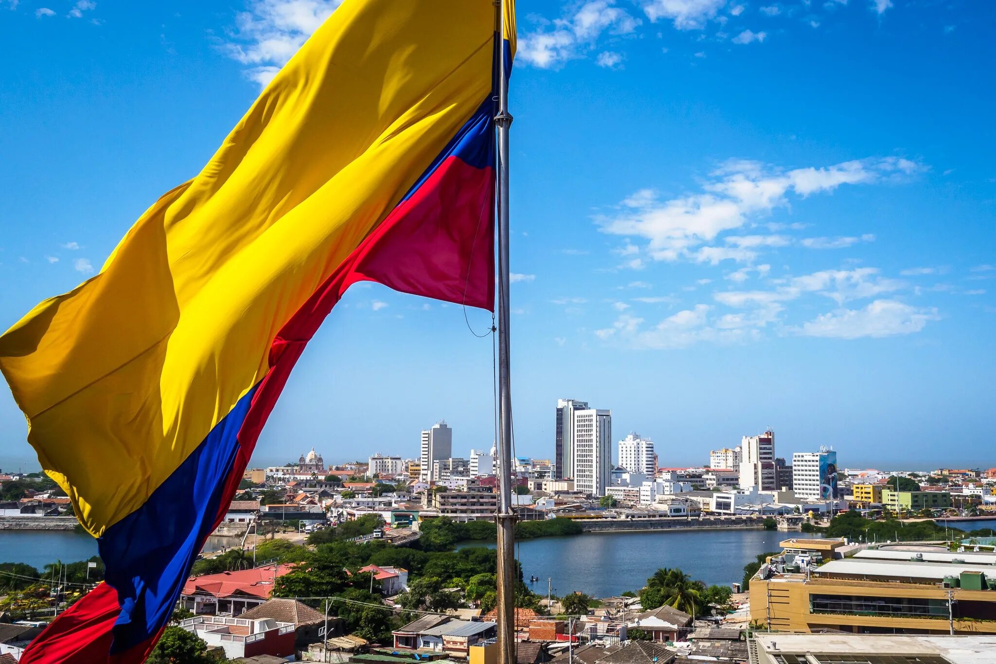 Картахена Колумбия. Колумбия колумбийцы. Колумбия столица флаг. Картахена Колумбия флаг. Columbia state