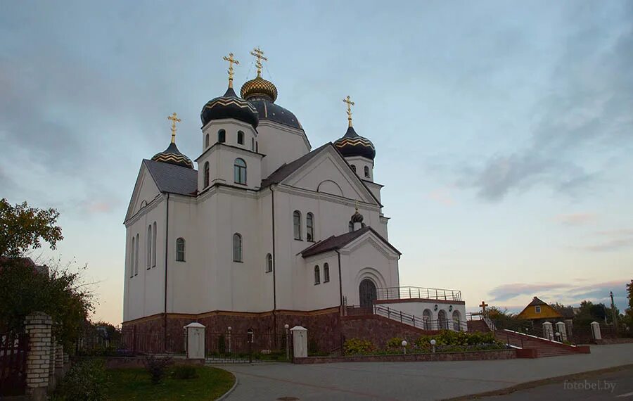 Деревня вишнево сморгонский район фотографии. Сморгонь спасо преображенская церковь. Сморгонь беларусь костел. Сморгонь беларусь храмы. Сморгонь беларусь храмы.