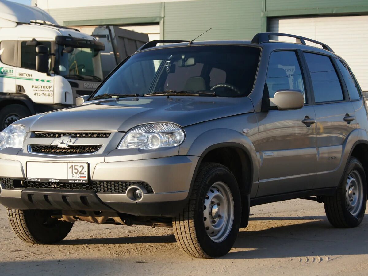 Chevrolet нива 2011. шеви нива 2011 года. нива шевроле 2011г. шеви нива 2011 года. нива шевроле модель.