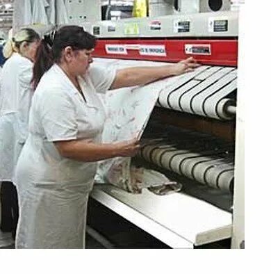 Чистка диванов на дому обнинск. Химчистка сокол. Apetta химчистка логотип. Химчистка одежды приемный пункт. Химчистка сокол.