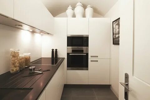Угловая кухня стена
