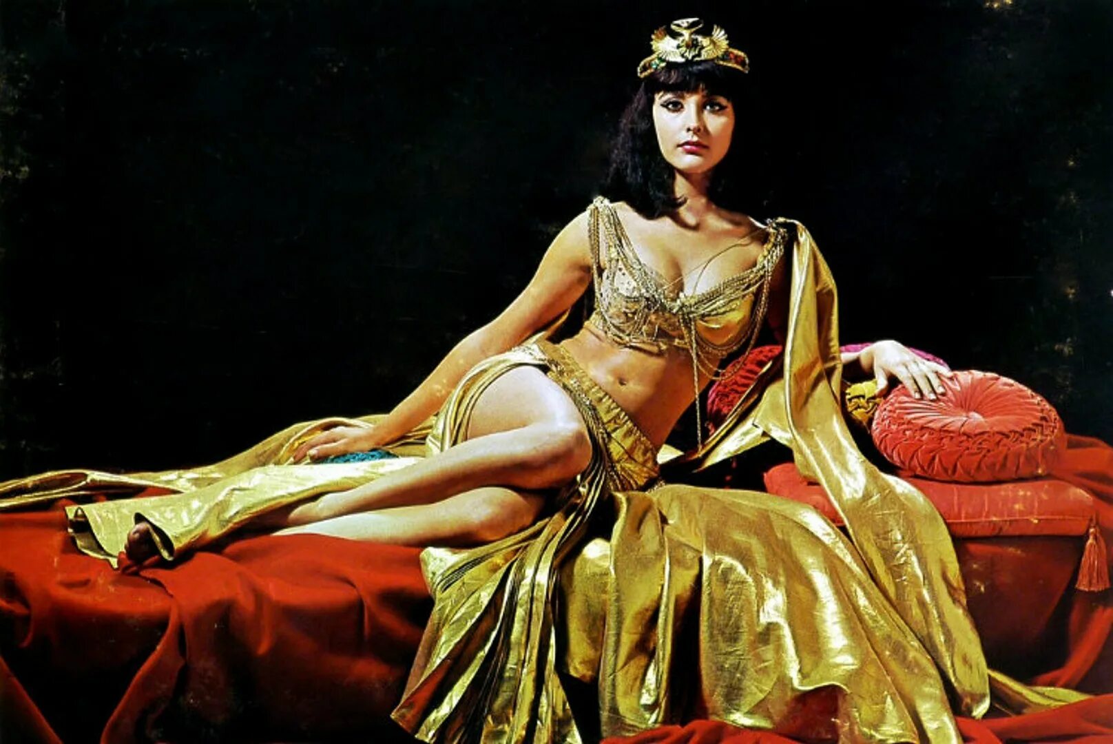 Царица два
