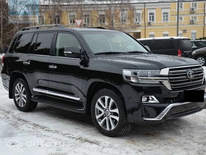 Купить тойота ленд крузер 2016. Toyota Land Cruiser 2016 черный. Toyota Land Cruiser 200 2016 черный. Тойота ленд крузери200 2016. Тойота ленд Крузер 200 2017 черный.