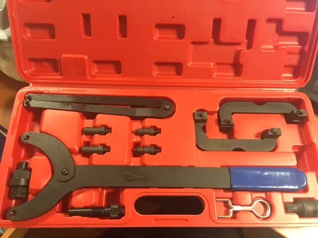 Набор фиксаторов грм для vag 2. Специнструмент ауди. 8 tsi. Набор фиксаторов ваг грм для vag 1. Набор инструментов для грм ауди а6 3.
