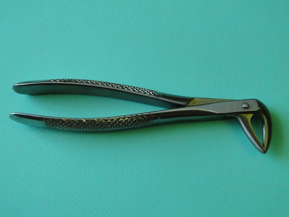 щипцы для удаления нижних третьих моляров. щипцы для удаления корней зубов нижней челюсти. щипцы 22н/челюсти. штыковидные байонетные щипцы. щипцы 22s.