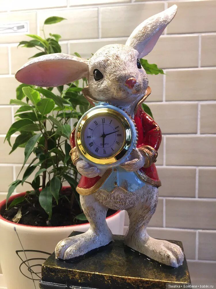 Rabbit clock. Rabbit clock