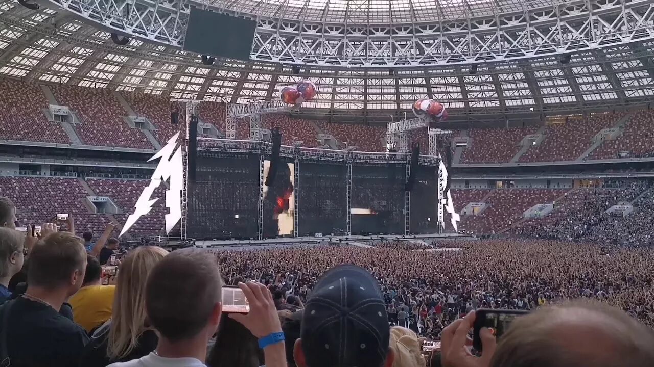 Metallica в Лужниках 2019. Лужники стадион металлика. Metallica Лужники 2007. Лужники концерт металлика.