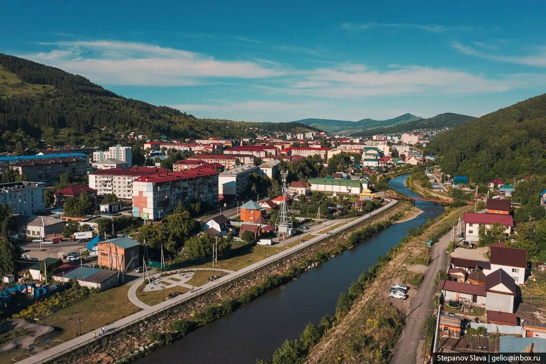 Про горно алтайск. Горно Алтайск. Горно Алтайск центр города. Горно Алтайск столица. Республика Алтай Горно-Алтайск.