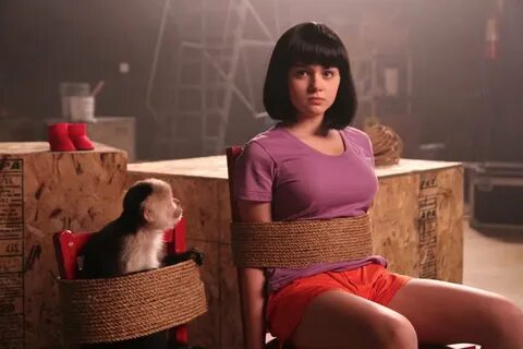 Dora the Explorer Movie Trailer (with Ariel Winter) - Dunk Feeds