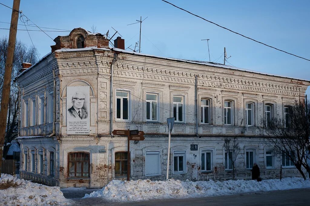 Успенский собор нолинск. Нолинск кировская область. Нолинск кировская область памятник. Город киров нолинск. Сайты г нолинска.