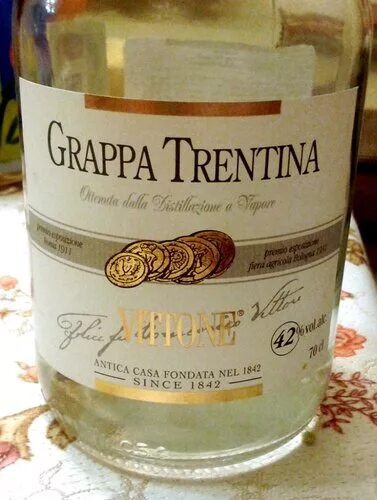 Вале эрмоссо шардоне. Граппа ди бароло ла биока. Граппа шардоне тренто беллавита. Граппа шардоне. Граппа шардоне.